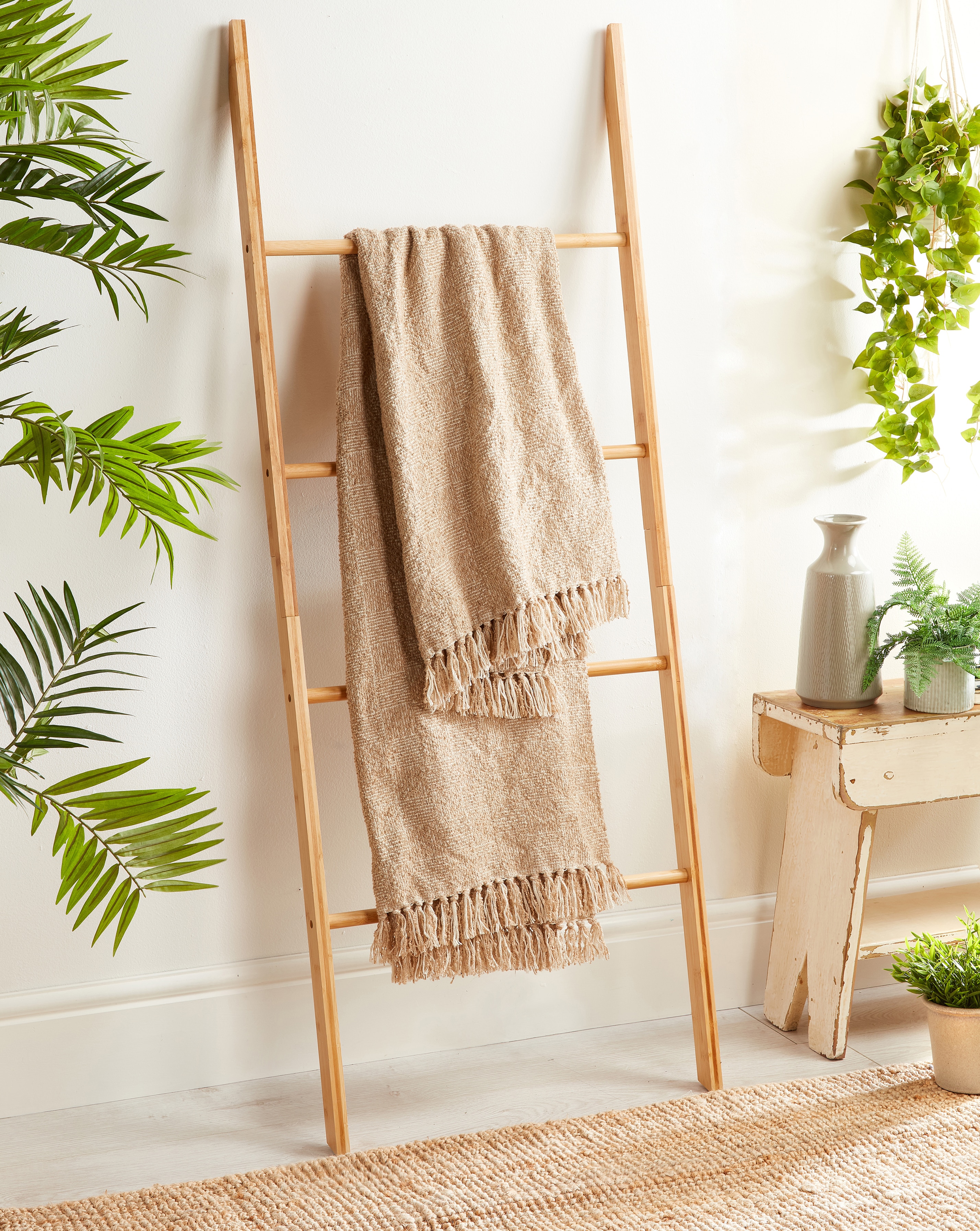 New In - Woven Crosshatch Indoor/Outdoor Throw