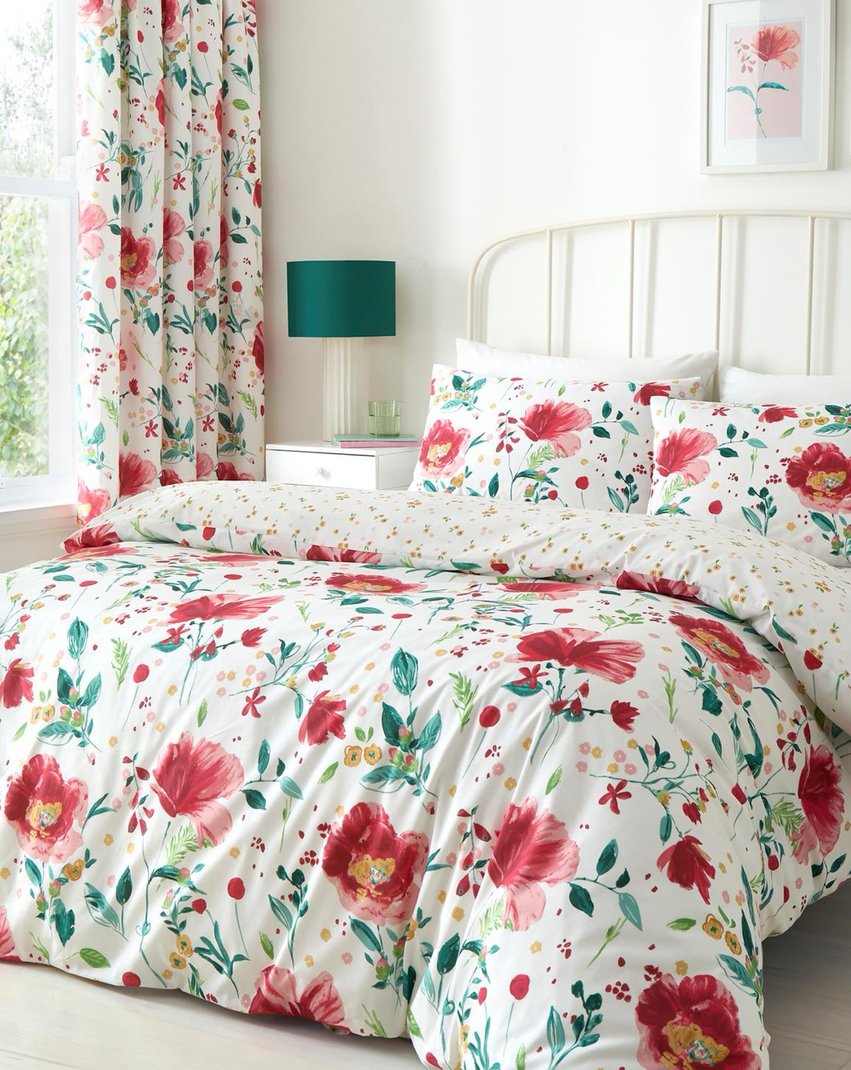 New In - D & Abstract Poppy Duvet Cover Set