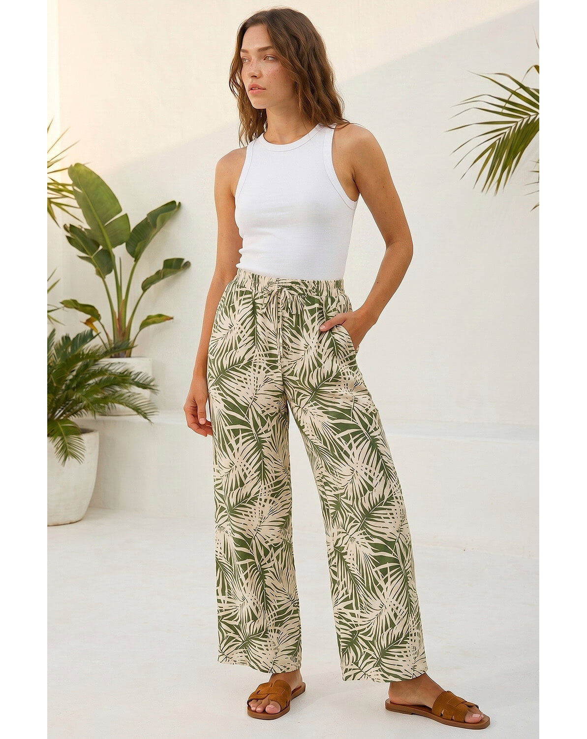 New In - Roman Petite Leaf Print Wide Leg Trouser