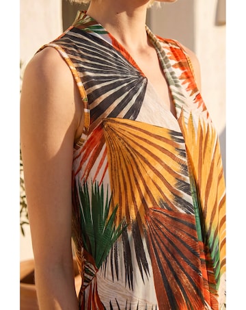 Roman Leaf Print Stretch Top