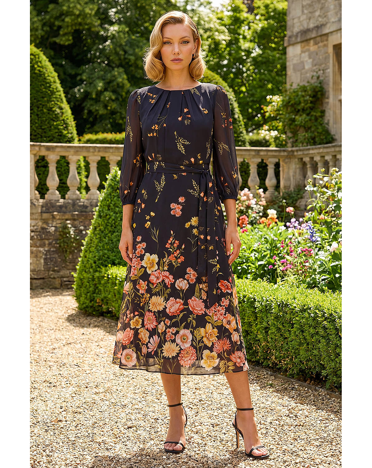 New In - Roman Border Print Pleated Midi Dress