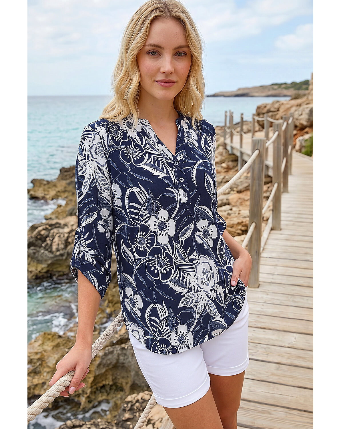 New In - Roman Floral Print V-Neck Stretch Shirt