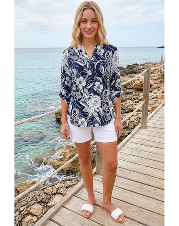 Roman Floral Print V-Neck Stretch Shirt
