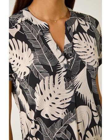 Roman Textured Leaf V-Neck Stretch Top