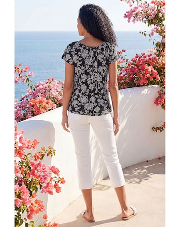 Roman Textured Print V-Neck Vest Top