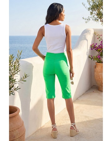 Roman Knee Length Elastic Waist Shorts