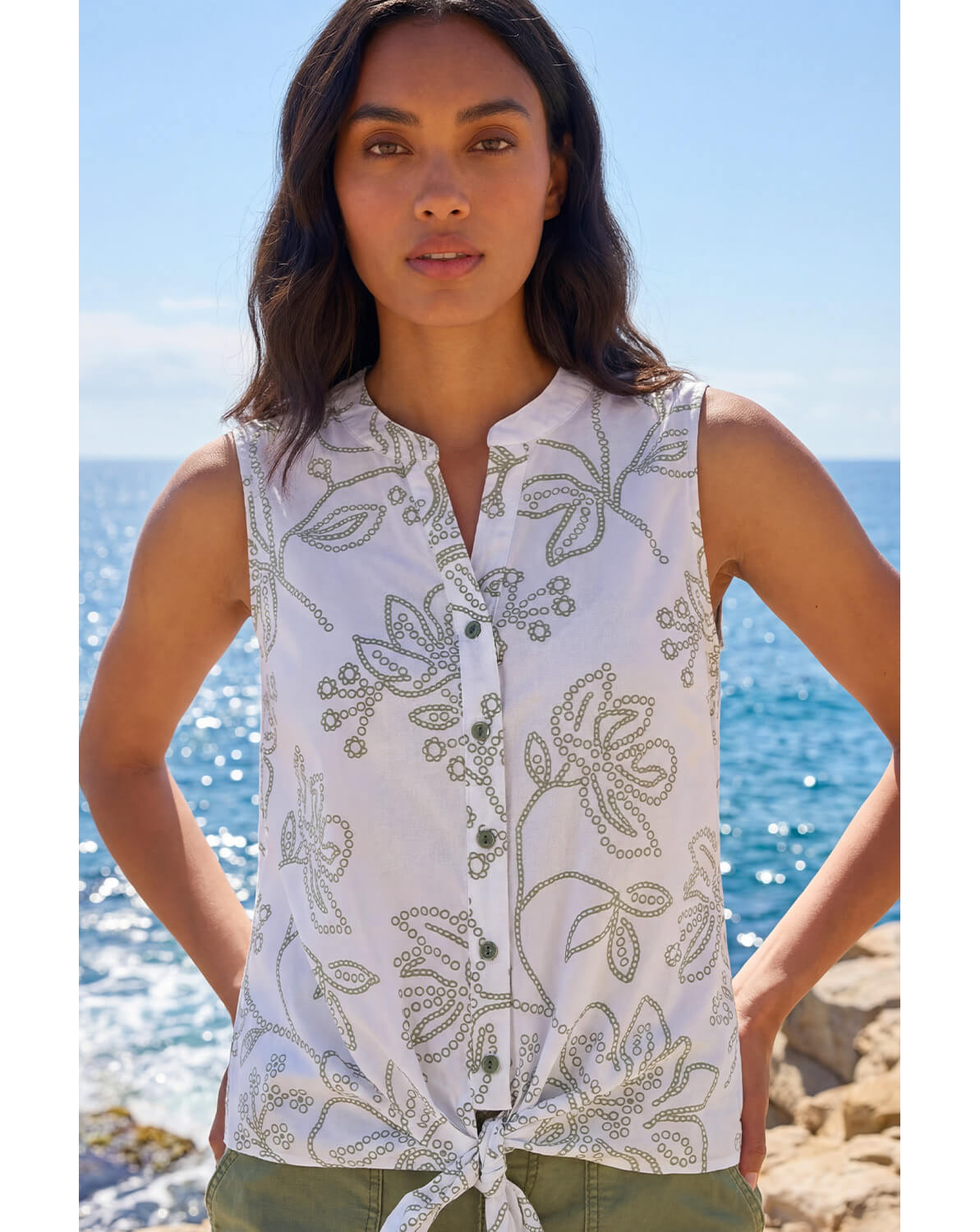 New In - Roman Floral Puff Print Tie Blouse