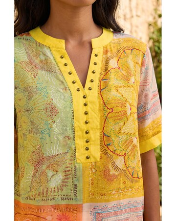 Roman Patchwork Print Top
