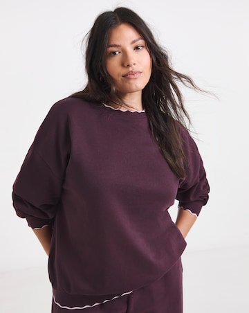 Blackcurrant Scallop Trim Sweatshirt