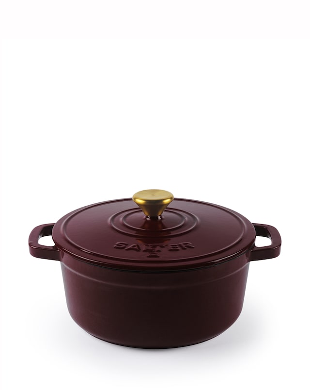Salter 24cm Cast Iron Casserole Dish Red