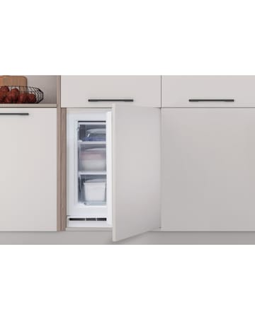 Indesit INBUFZ011.UK Integrated Under Counter Freezer + Installation