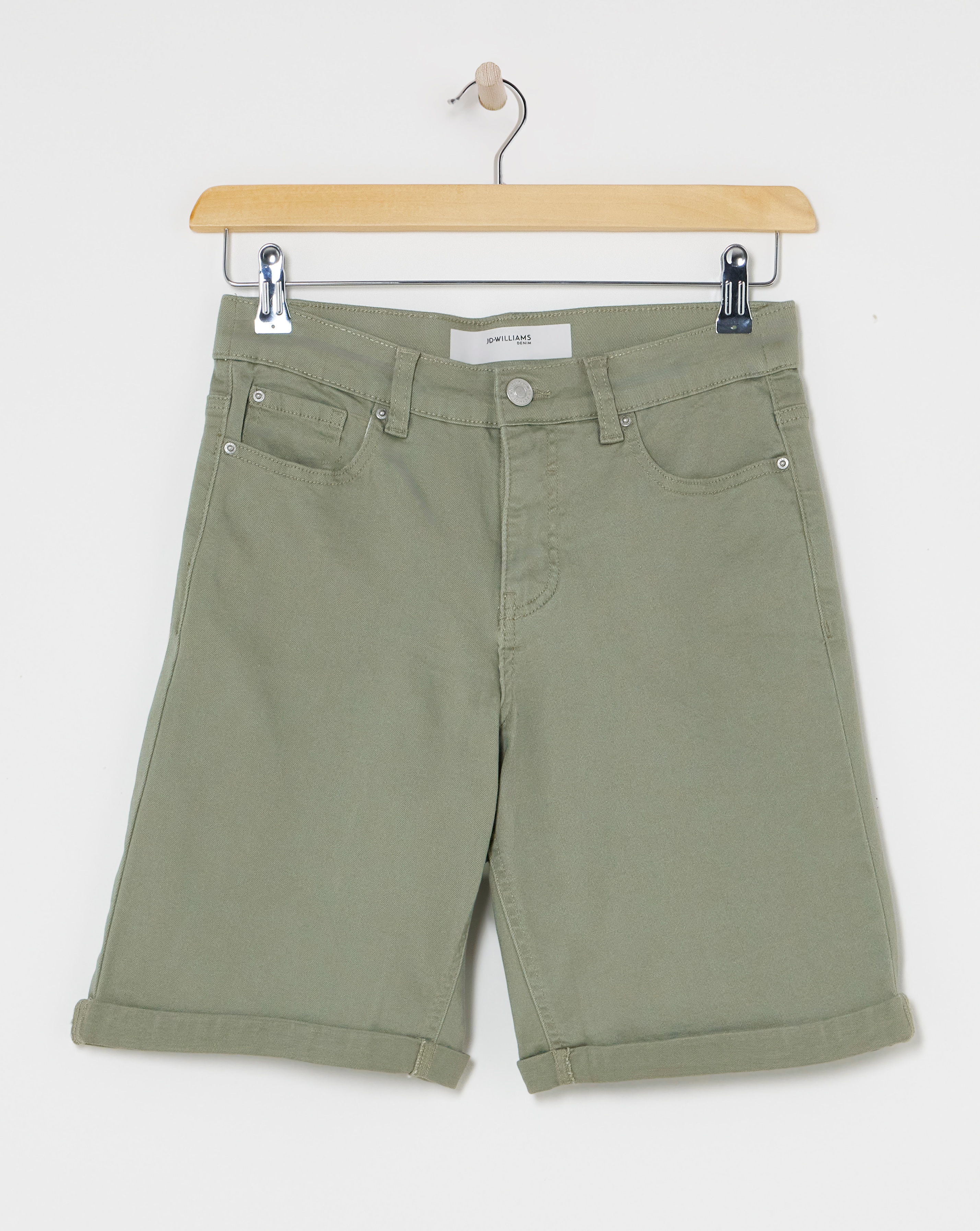 24/7 Sage Knee Shorts