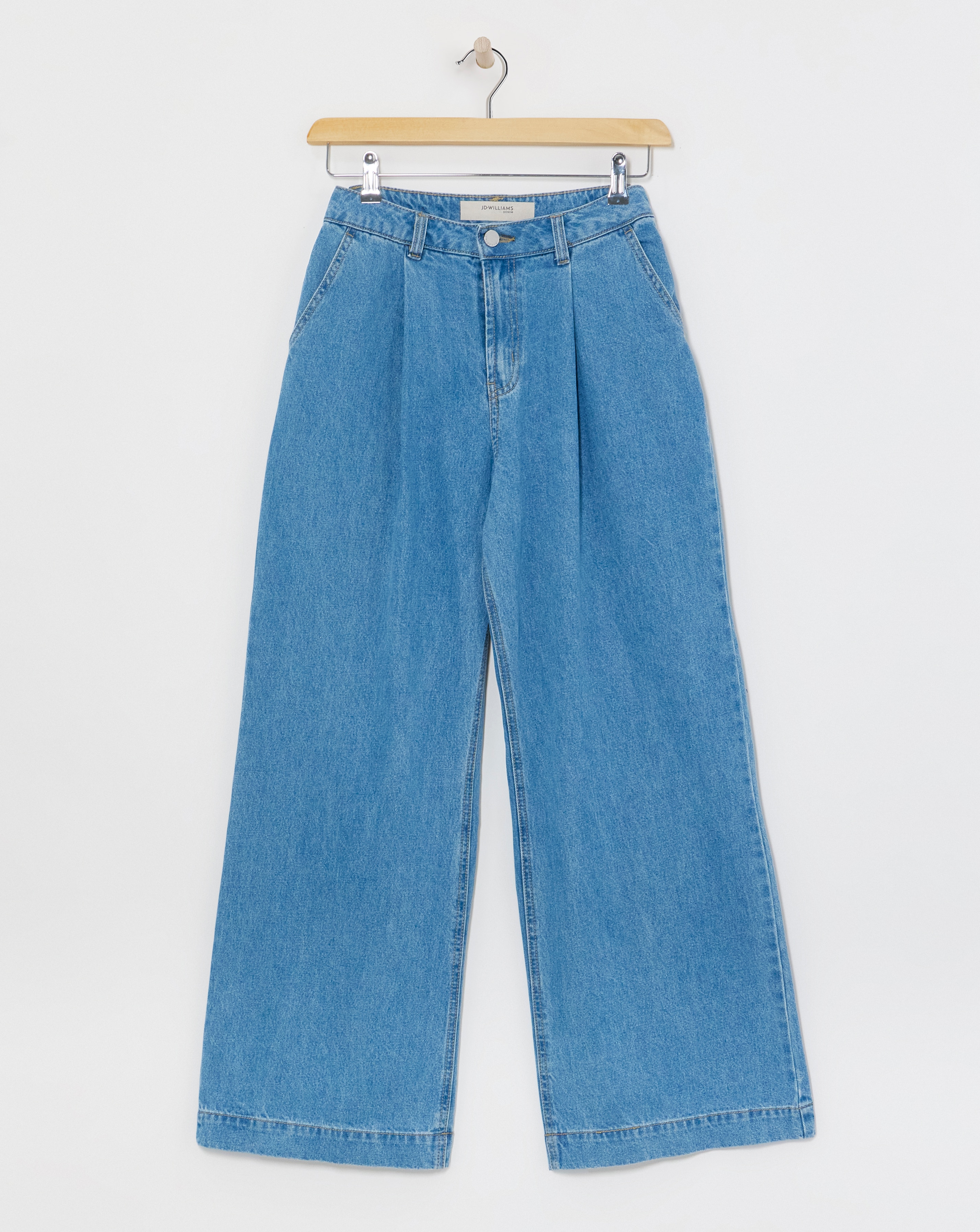 Pleat Front Wide Leg Jean