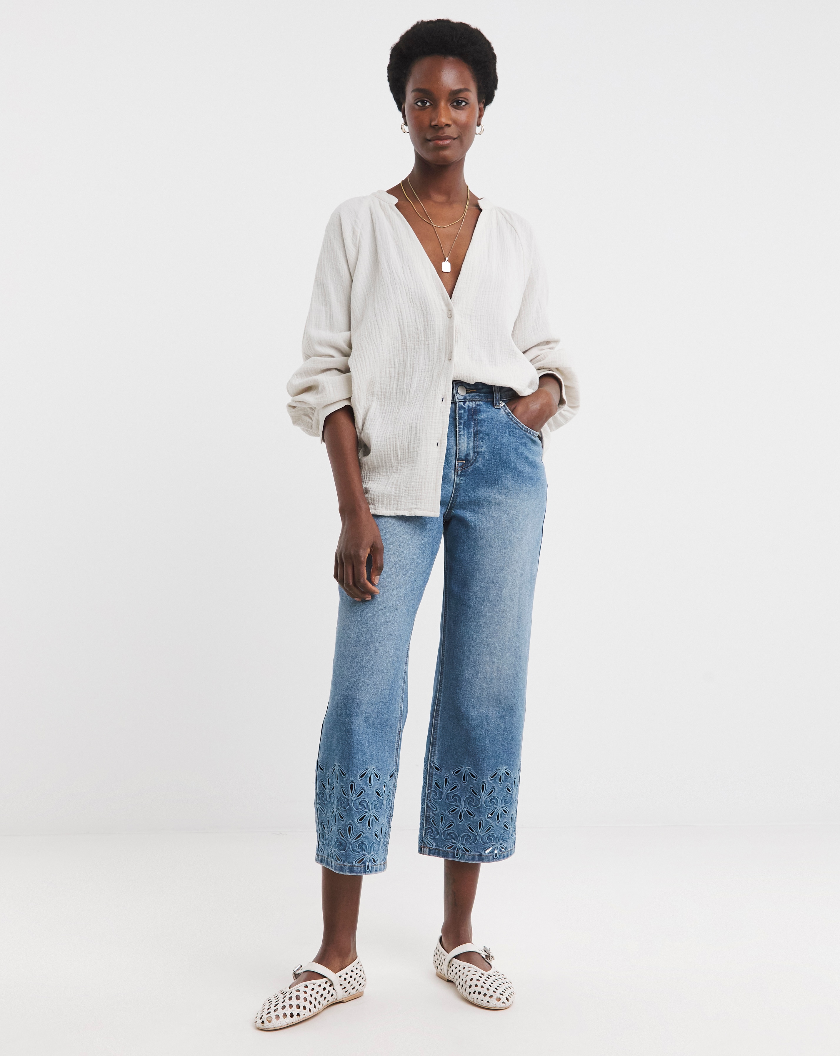 Broderie Straight Crop Jean