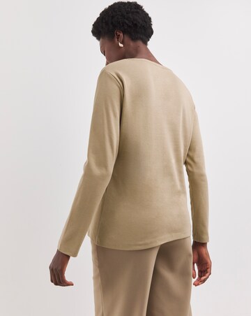 Camel Crew Neck Long Sleeve T-Shirt