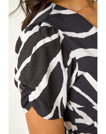 Roman Linear Border Shirt Dress