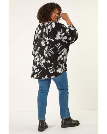 Roman Curve Floral Print Stretch Top