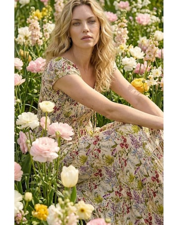 Roman Floral Print Tiered Maxi Dress