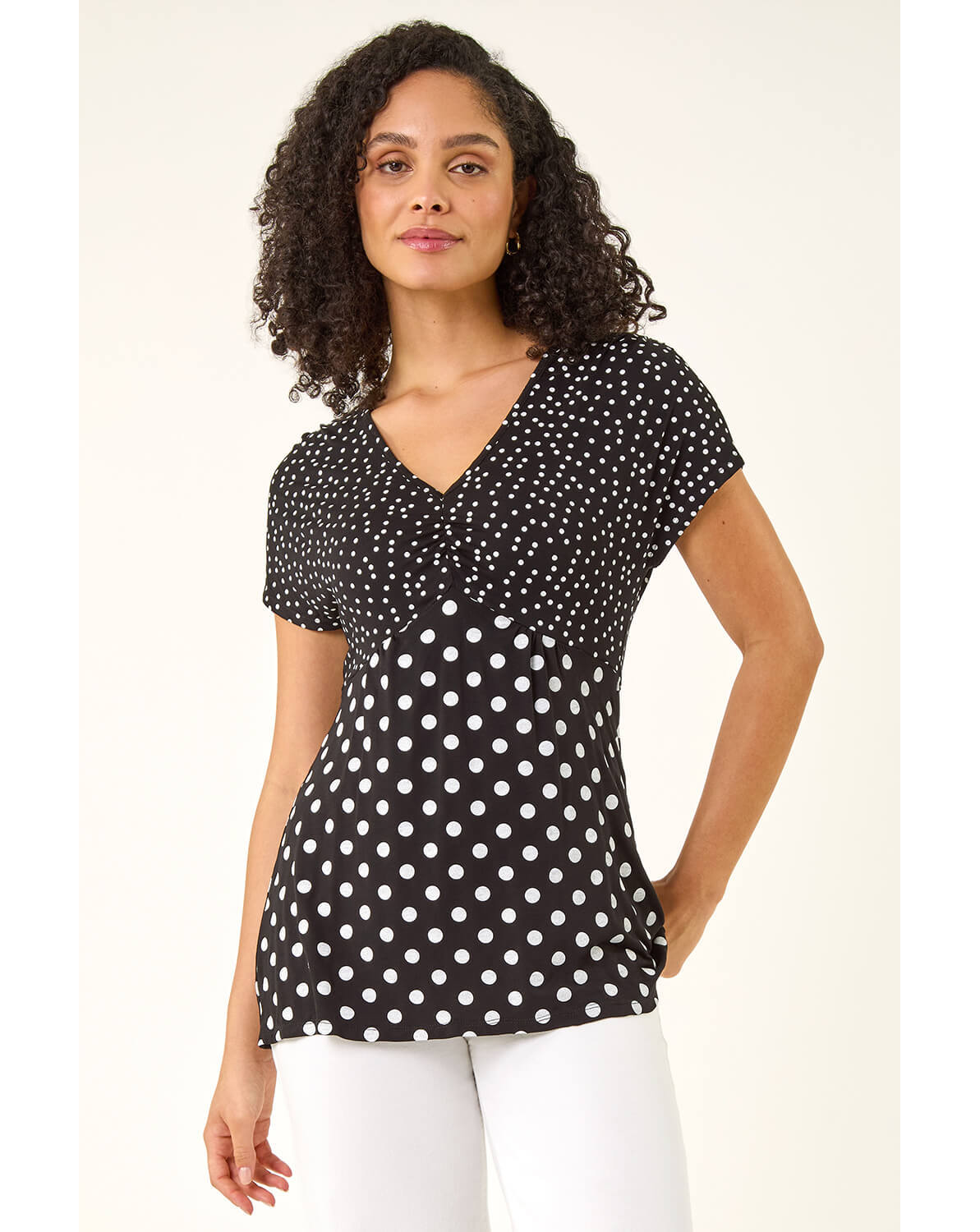 New In - Roman Contrast Polka Dot Gathered Top