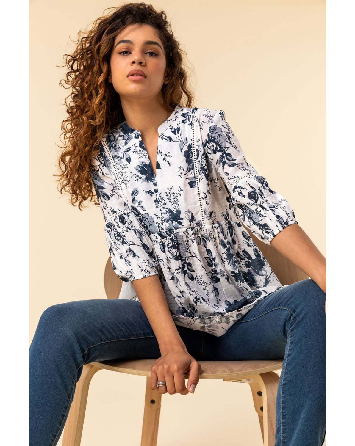New In - Roman Floral Print Notch Neck Top