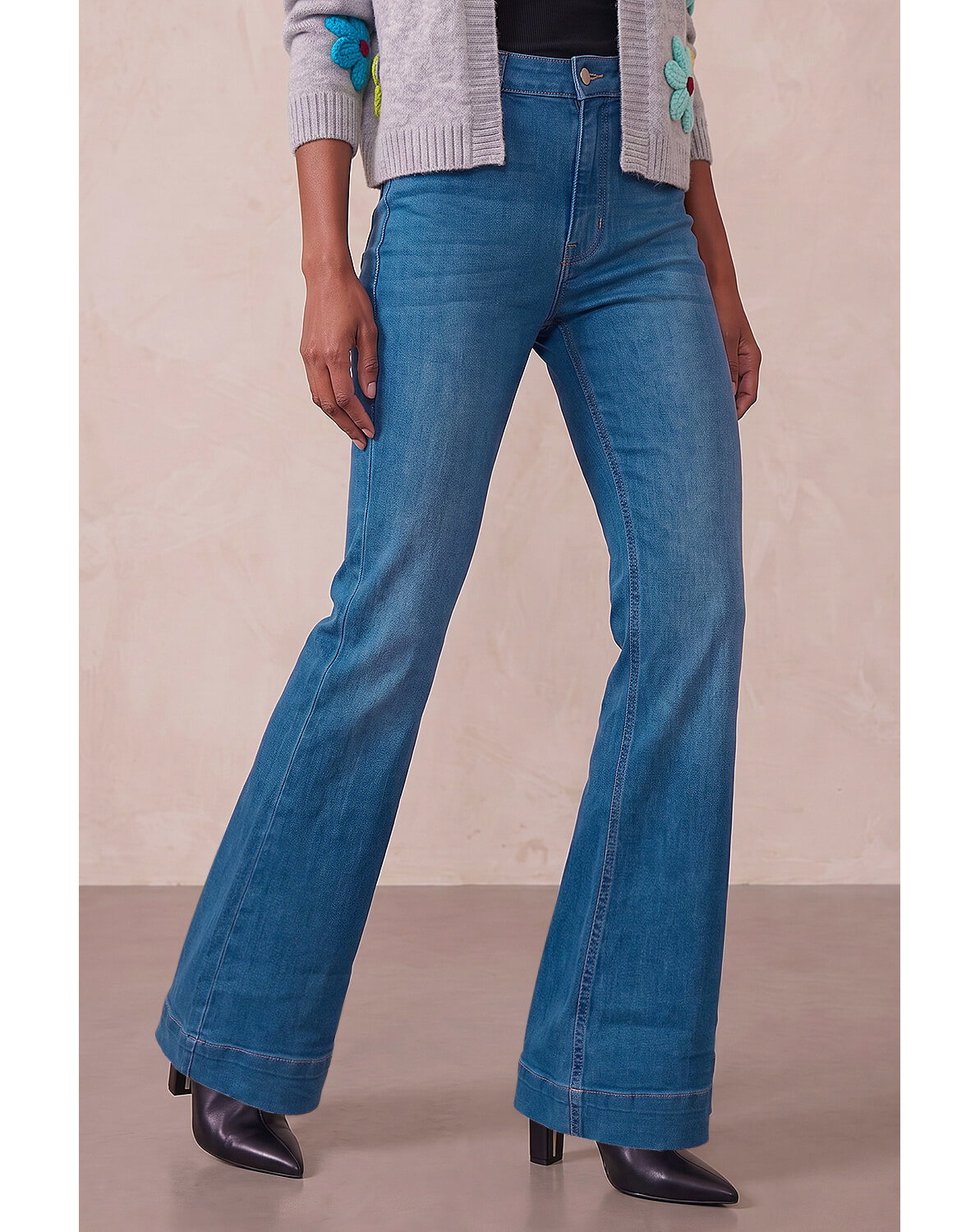 Women's Flare Leg Jeans | JD Williams