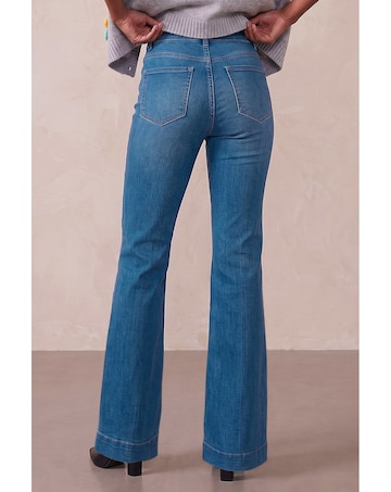 Roman Pocket Stretch Flare Jeans