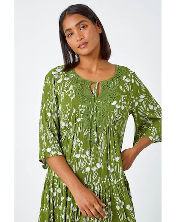 Roman Floral Lace Detail Smock Dress