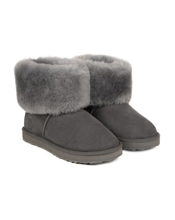 Just Sheepskin Ladies Cornwall Boot