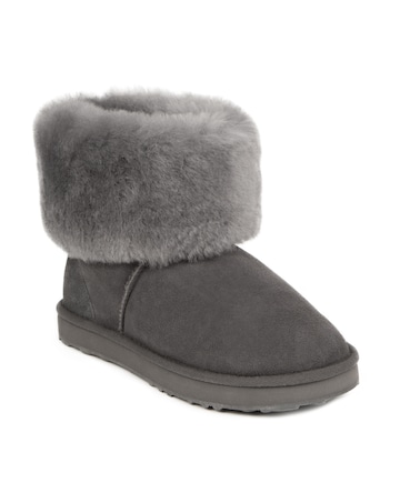 Just Sheepskin Ladies Cornwall Boot