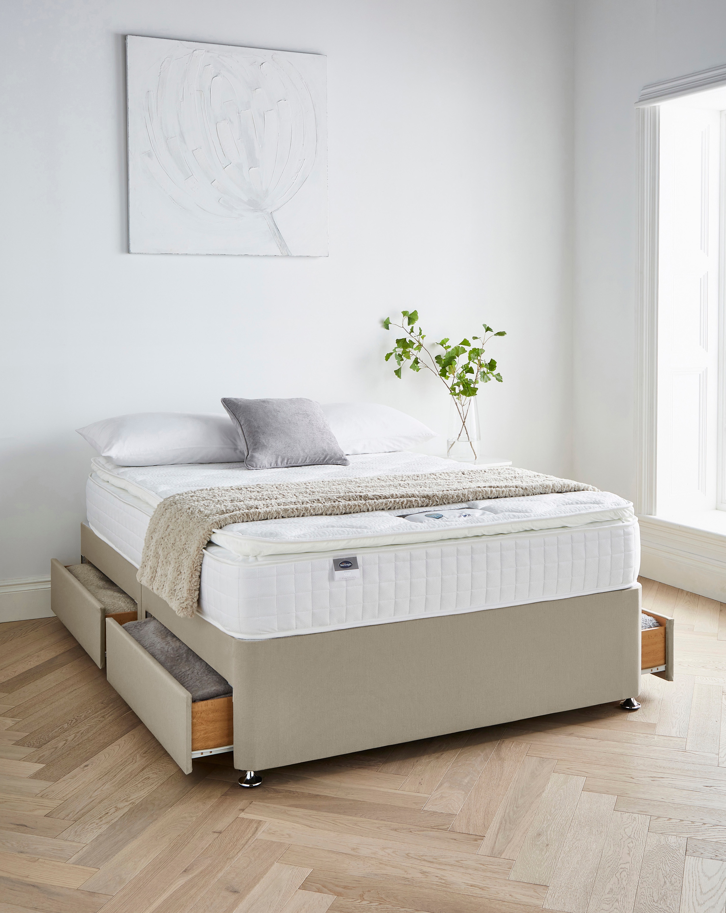 Silentnight 1000 Memory 4 Draw Divanset