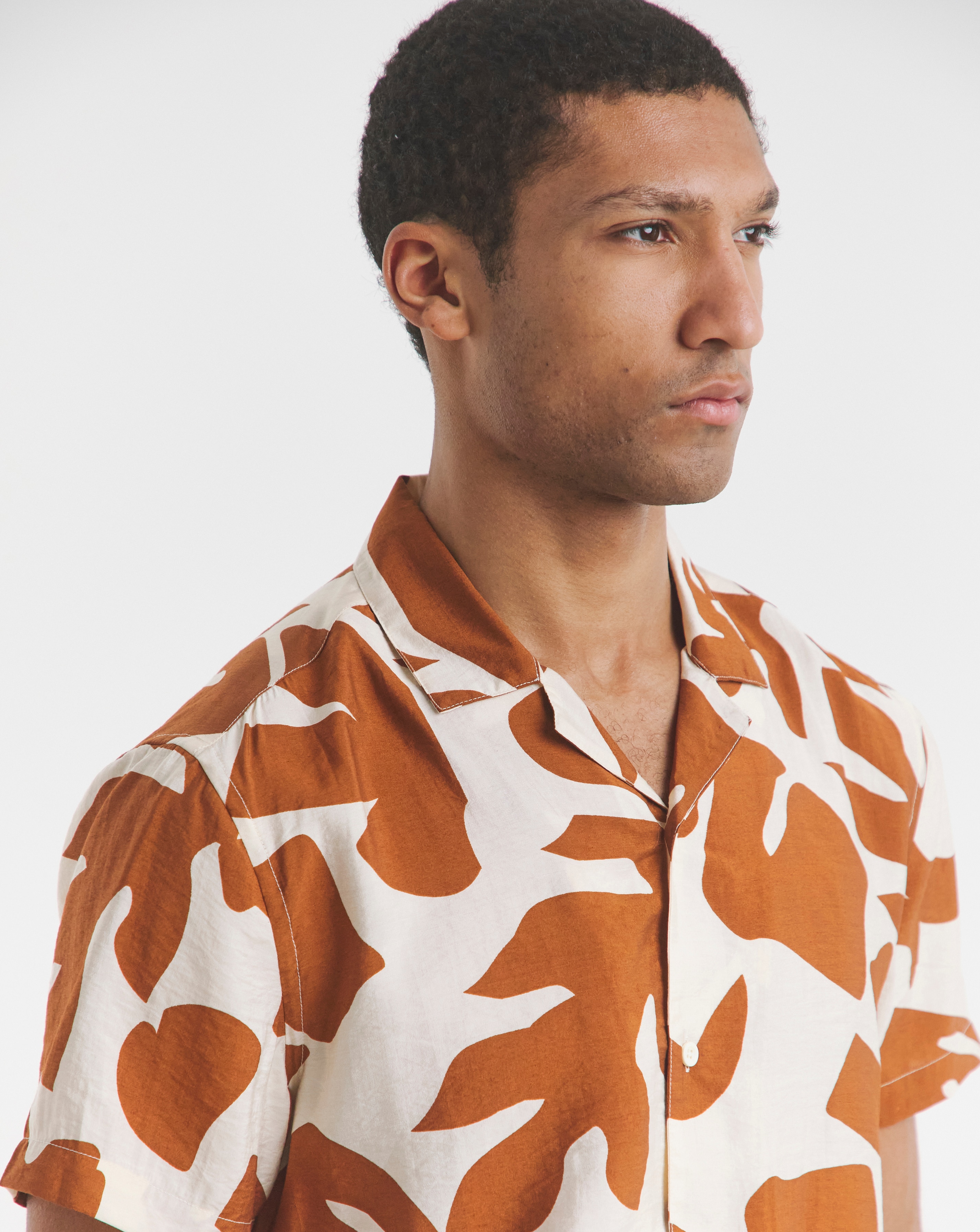 Leaf Crinkle Revere Collar Shirt