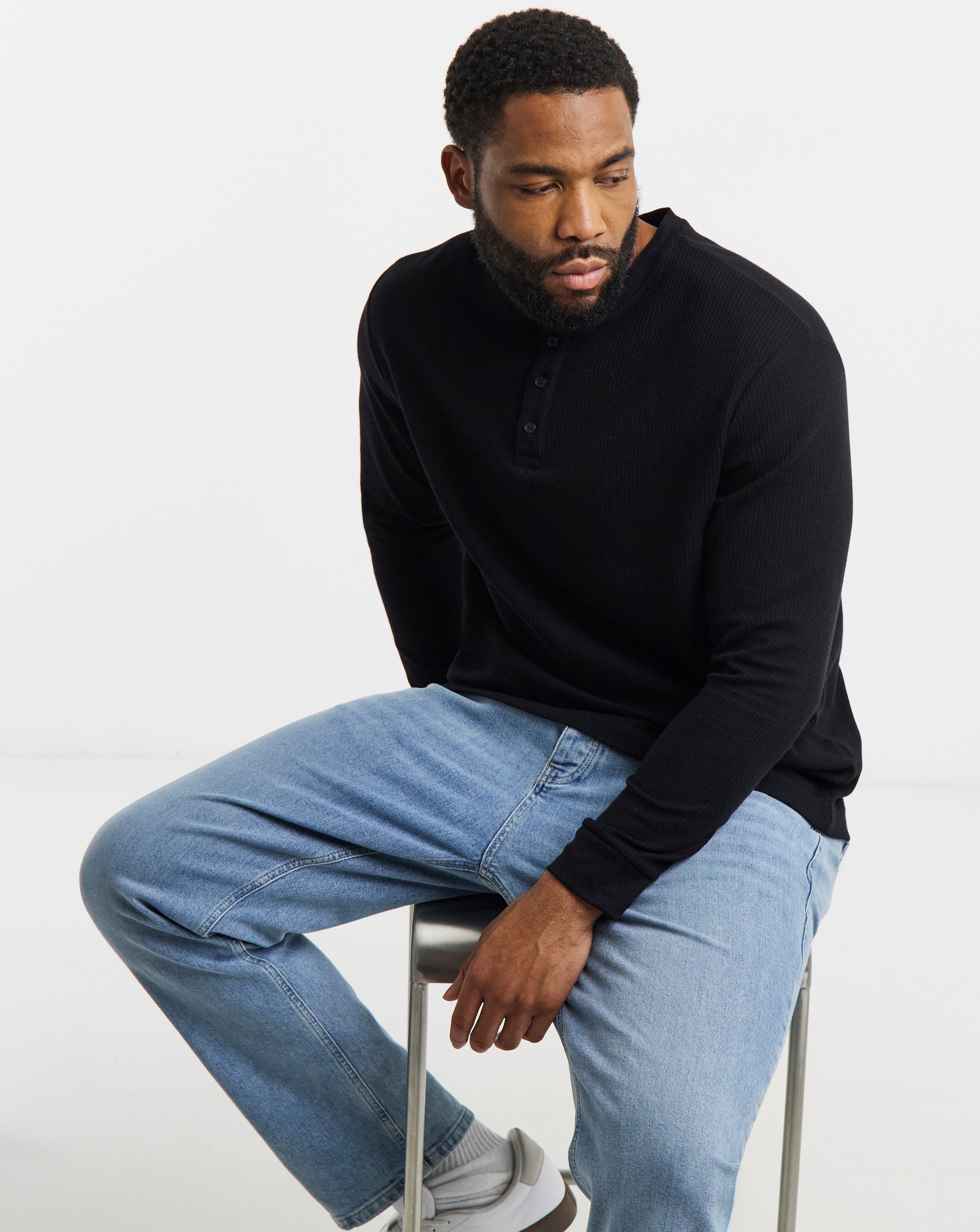 New In - Jack & Jones Textured Henley - Black