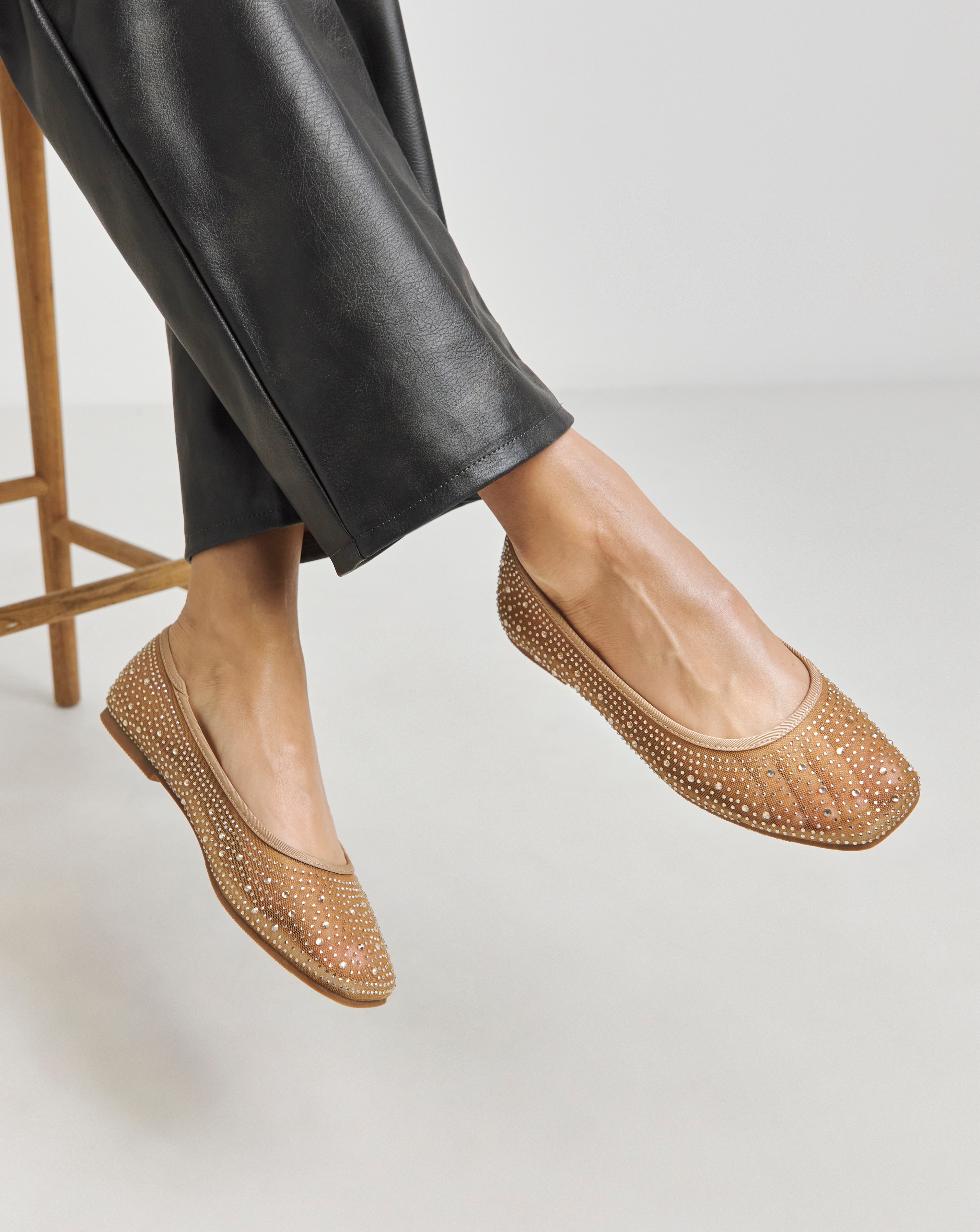 Mesh Embellished Ballet Flats Wide