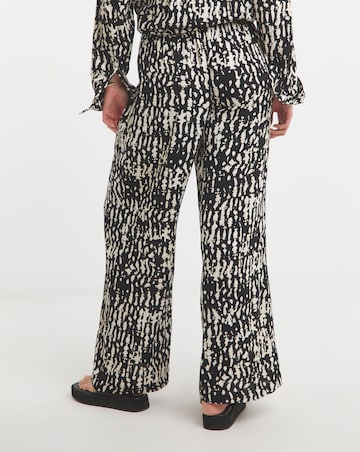 Simply Be Mono Print Crinkle Wide Leg Trousers