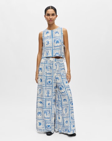 OBJECT Sleeveless Postcard Print Cropped Top