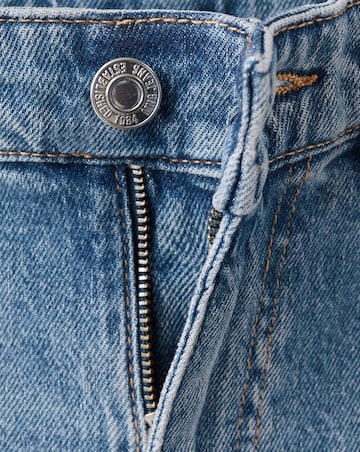 Mango Comfort High-Rise Crop Mom Jean