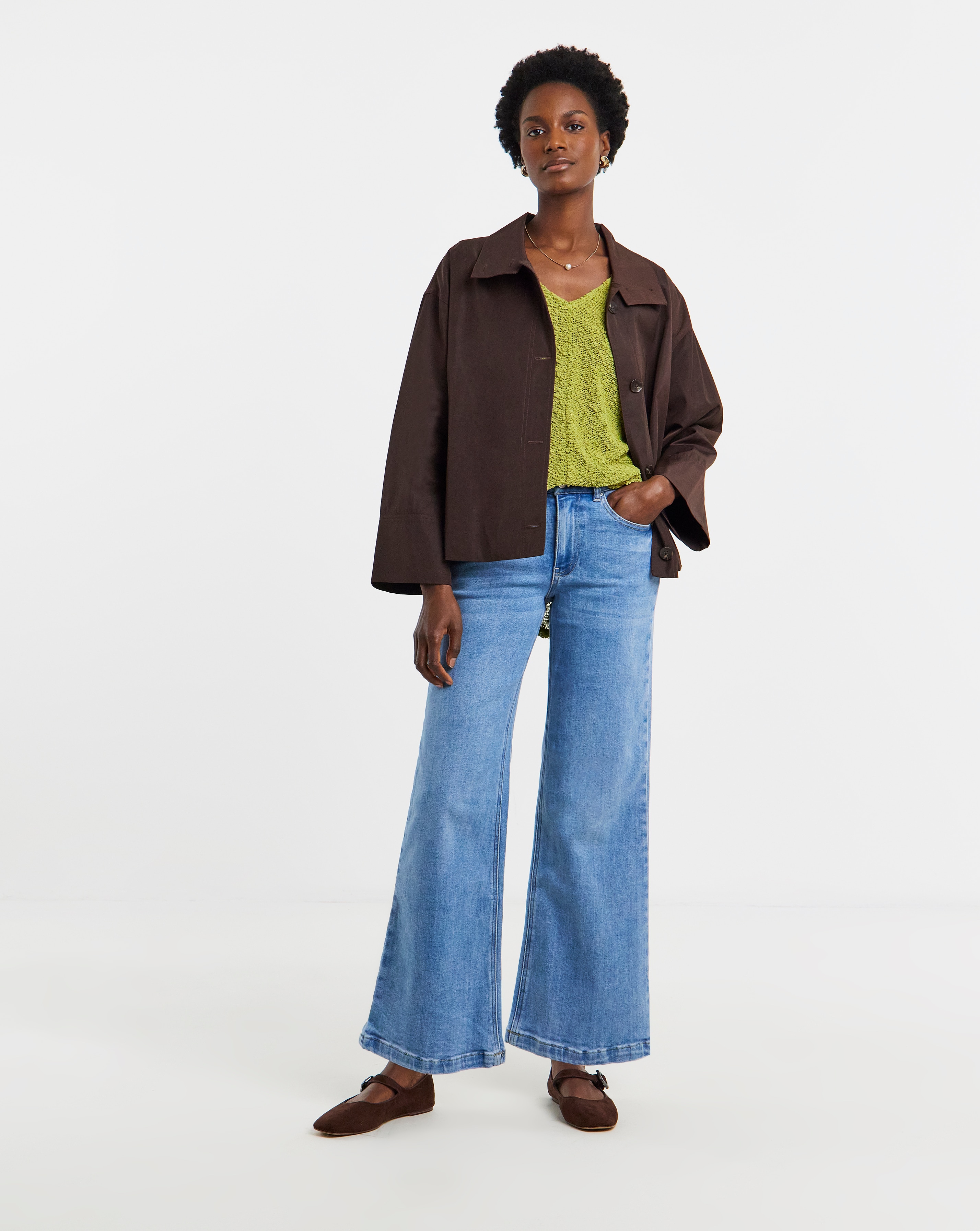 New In - Boucle V-Neck Short Sleeve Top