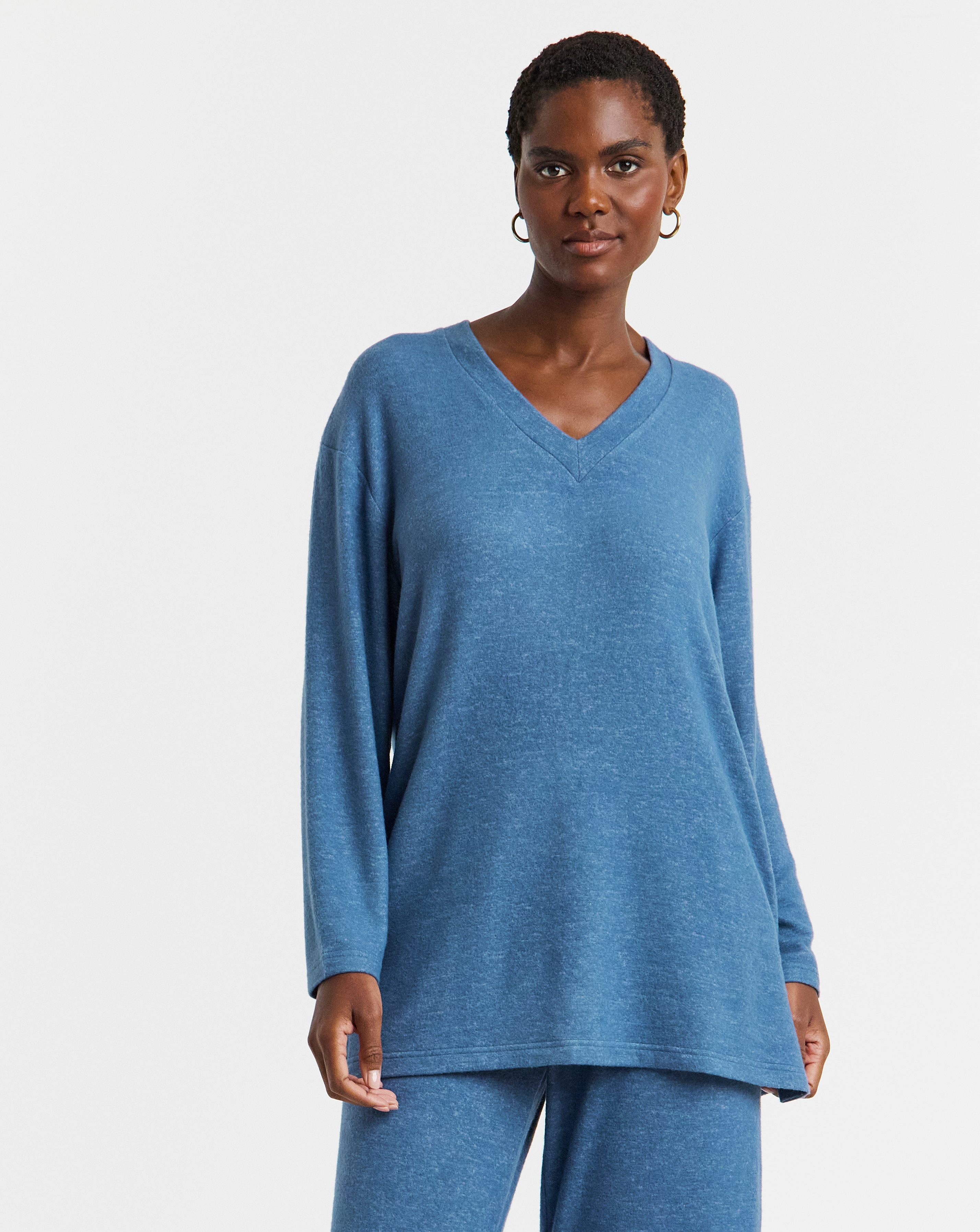 New In - Soft Touch V-Neck Longline Top