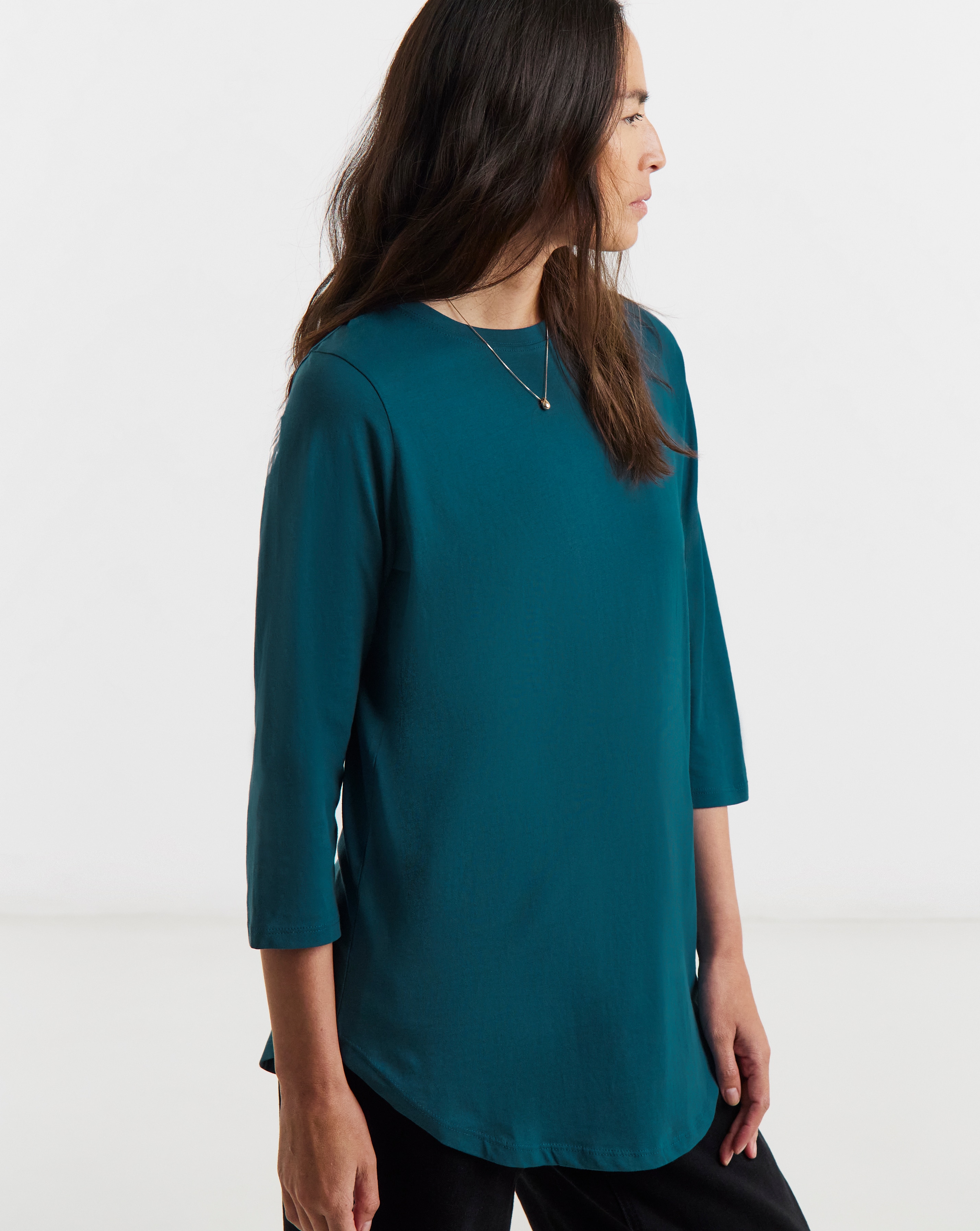 New In - Longline Curved Hem 3/4 Sleeve Top