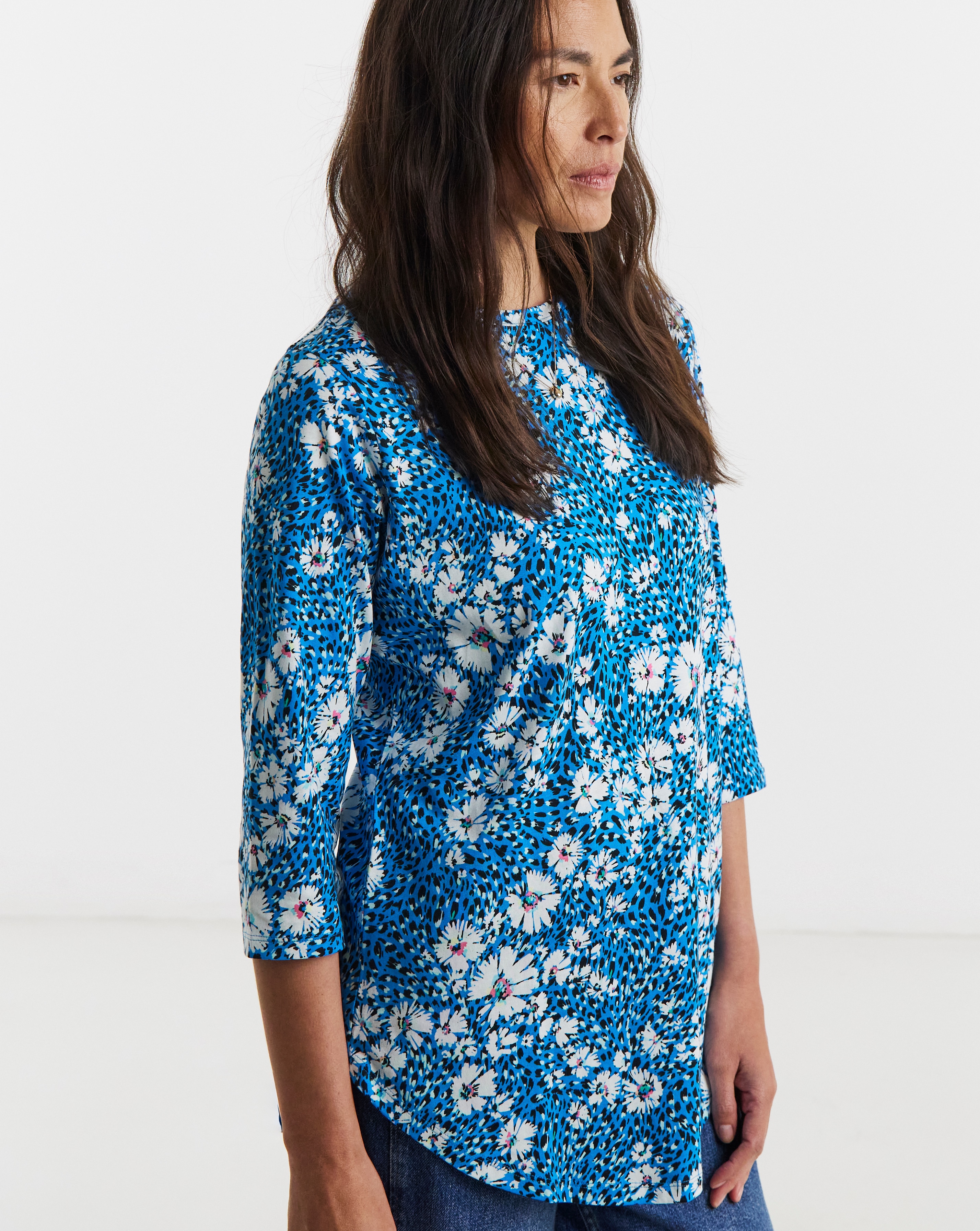 New In - Longline Curved Hem 3/4 Sleeve Top