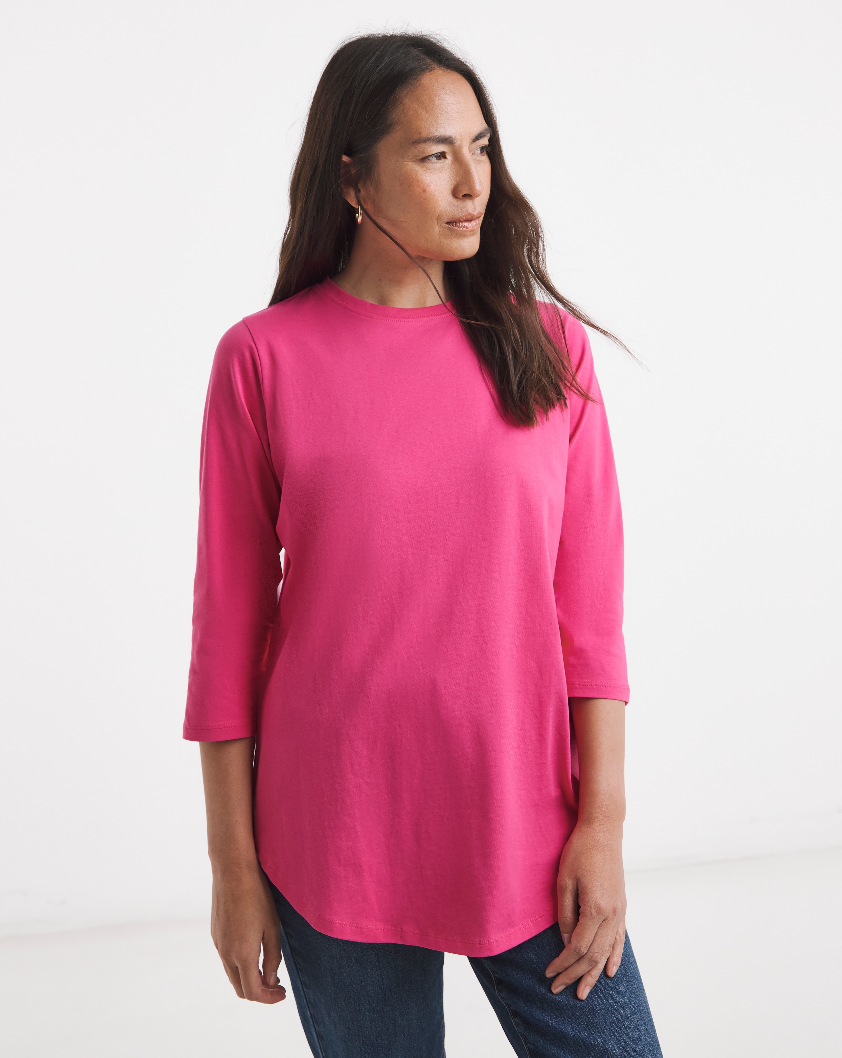 New In - Longline Curved Hem 3/4 Sleeve Top