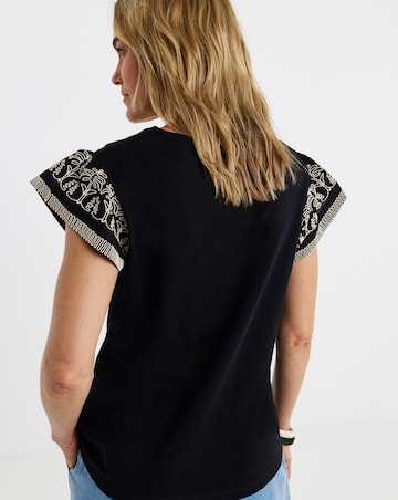 V-Neck Embroidered Sleeve T-Shirt