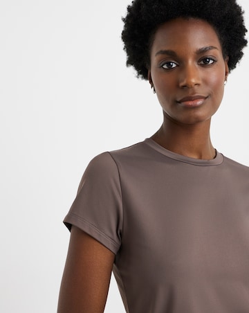 Sculpt Layering T-Shirt