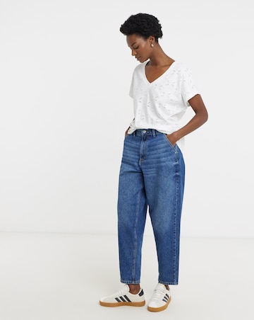 Broderie V-Neck T-Shirt