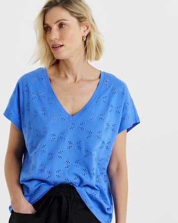 Broderie V-Neck T-Shirt