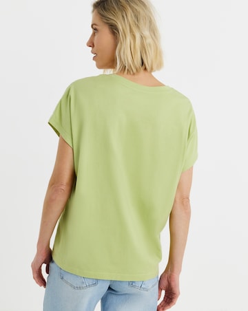 Broderie V-Neck T-Shirt