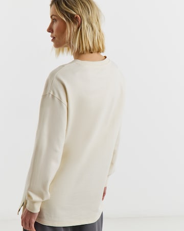The Classic Longline Sweatshirt