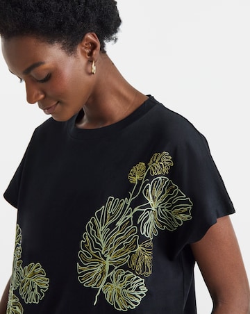 Leaf Applique T-Shirt