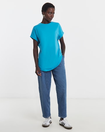 The Longline Short Sleeve Curved Hem Top