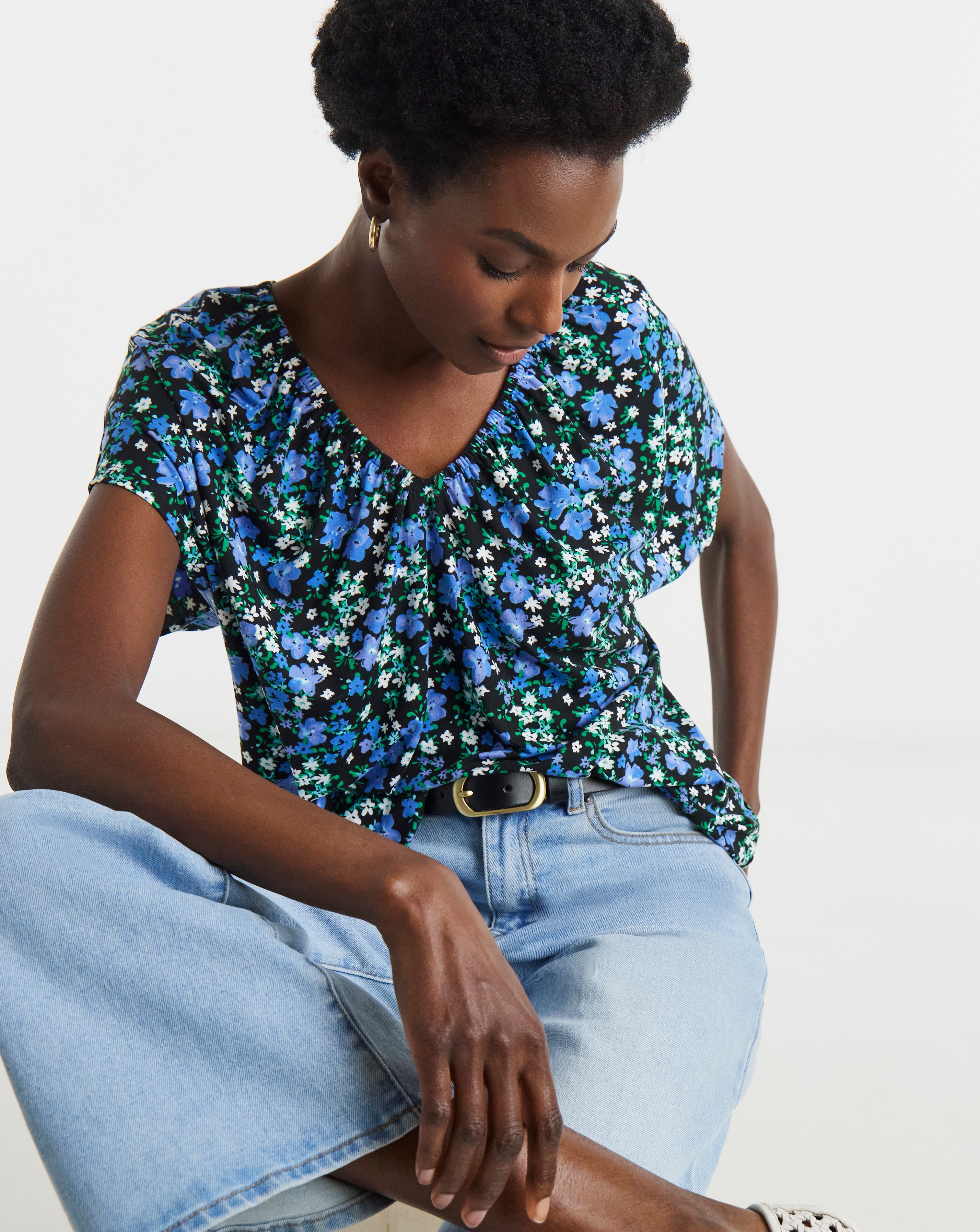 New In - V-Neck Top